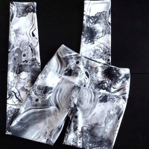 Stylish Black and Gray Women's Leggings